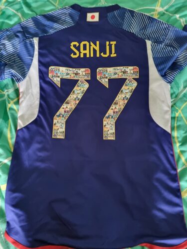 Cliquez pour afficher en plein écran Maillot Japon Domicile 2024 2025 Y3 photo review