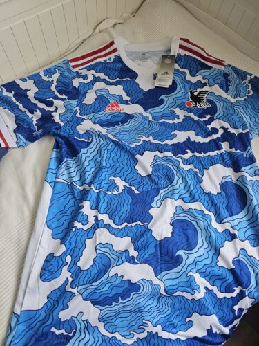 Cliquez pour afficher en plein écran Maillot Japon Edition Fuji Hokusai Noir photo review